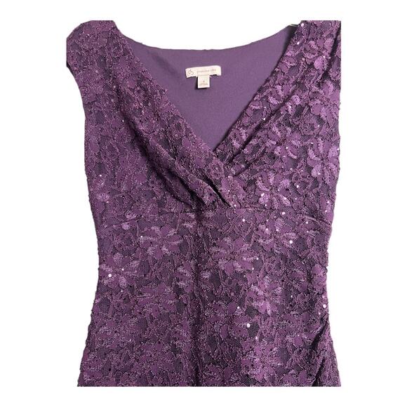 Purple Lace Cocktail Dress 4 Wiggle Holiday bodycon Hourglass Festive Plunging - Picture 4 of 9